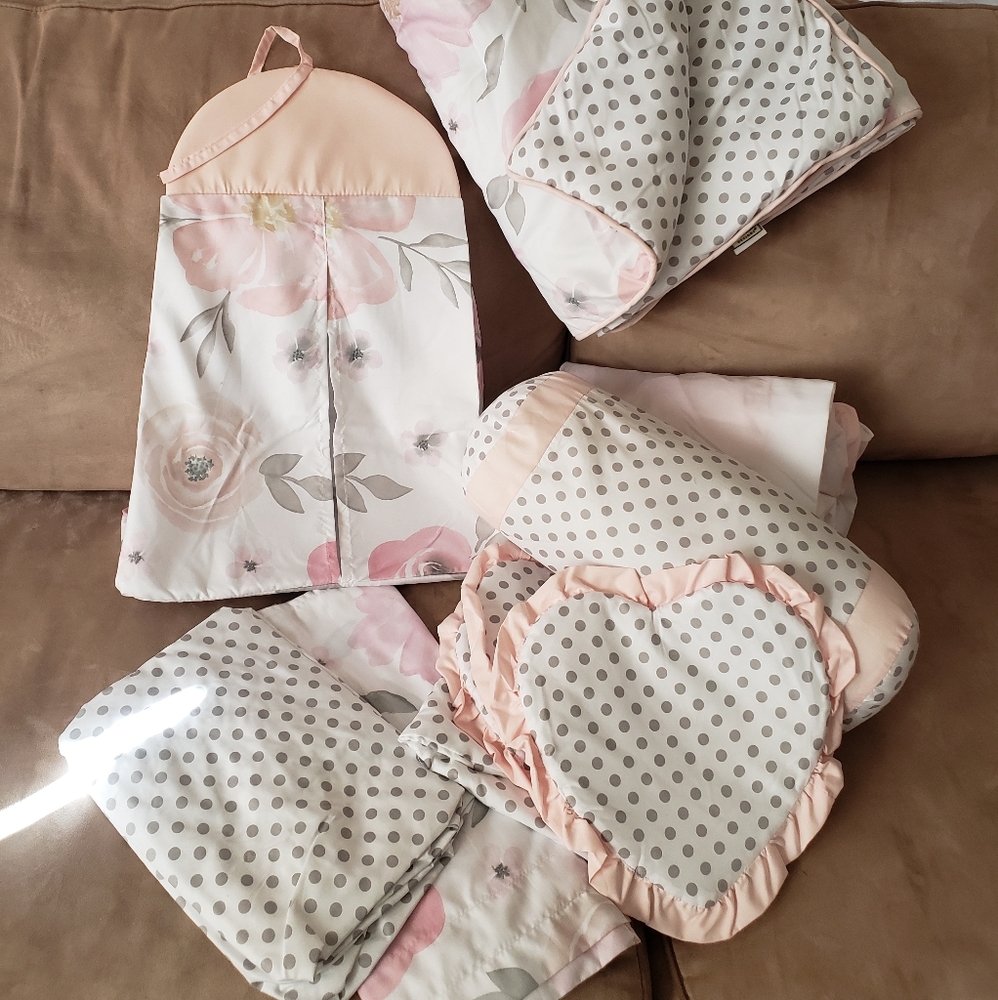 NWT watercolor floral baby bedding set 11 pc - Picture 2 of 8